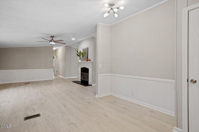 304 E Pope Avenue, Kenly, NC 27542