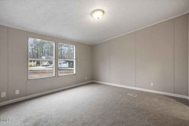 304 E Pope Avenue, Kenly, NC 27542