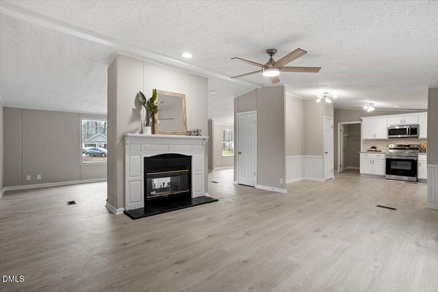 304 E Pope Avenue, Kenly, NC 27542