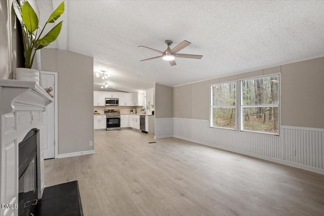 304 E Pope Avenue, Kenly, NC 27542