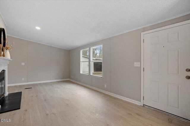 304 E Pope Avenue, Kenly, NC 27542