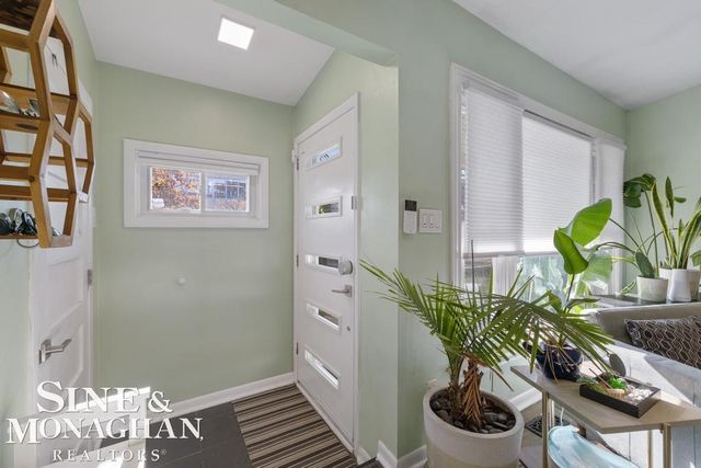 22425 Saint Joan St Street, St Clair Shores, MI 48080