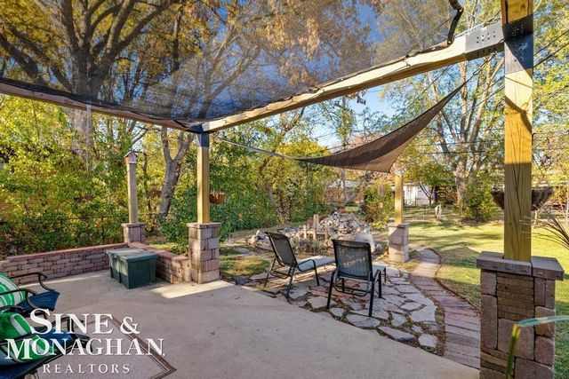 22425 Saint Joan St Street, St Clair Shores, MI 48080