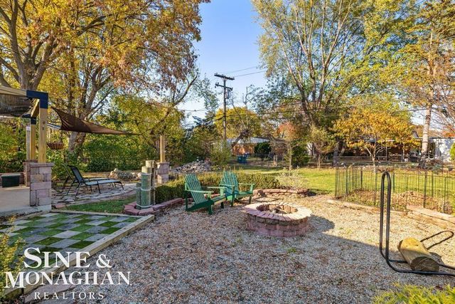 22425 Saint Joan St Street, St Clair Shores, MI 48080