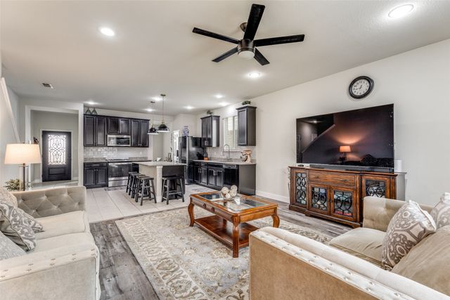 2205 Simmental Road, Fort Worth, TX 76131