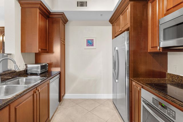 1660 Renaissance Commons Boulevard 2107, Boynton Beach, FL 33426