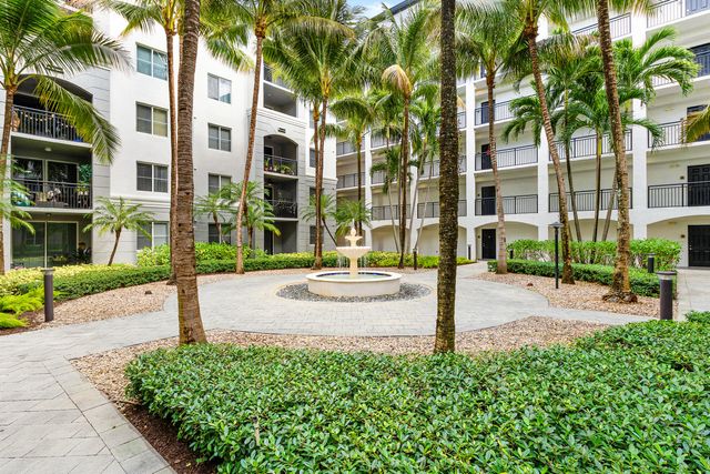 1660 Renaissance Commons Boulevard 2107, Boynton Beach, FL 33426