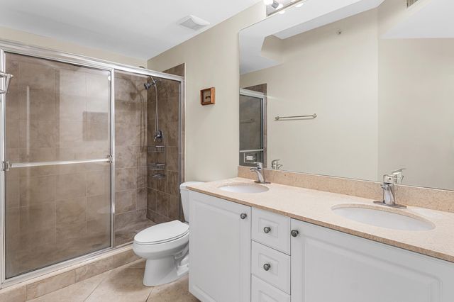 1660 Renaissance Commons Boulevard 2107, Boynton Beach, FL 33426