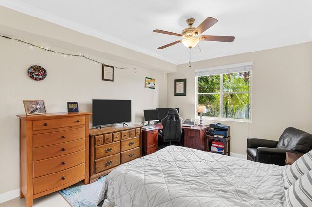 1660 Renaissance Commons Boulevard 2107, Boynton Beach, FL 33426