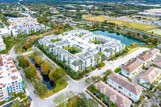 1660 Renaissance Commons Boulevard 2107, Boynton Beach, FL 33426