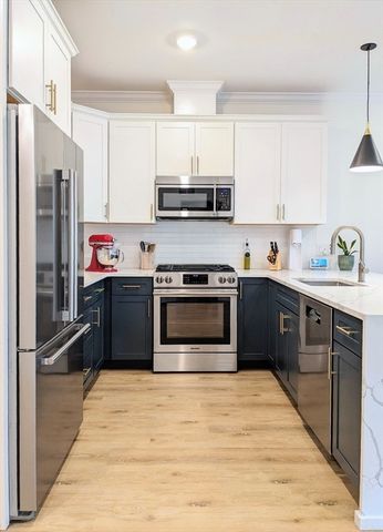 4281 Washington St 4C, Boston, MA 02131