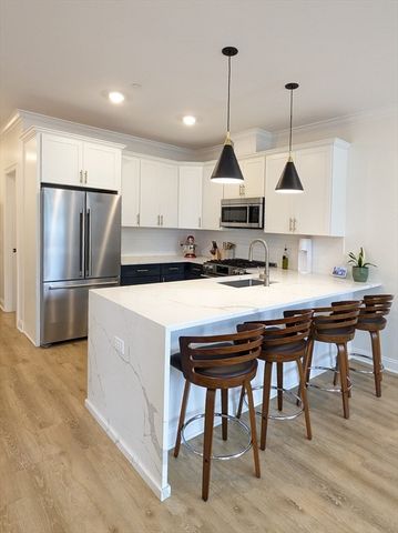 4281 Washington St 4C, Boston, MA 02131