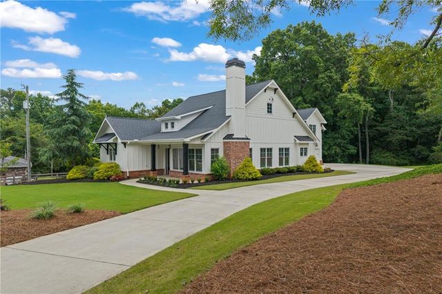 3223 Holbrook Campground Road, Alpharetta, GA 30004