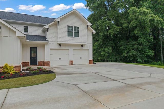 3223 Holbrook Campground Road, Alpharetta, GA 30004