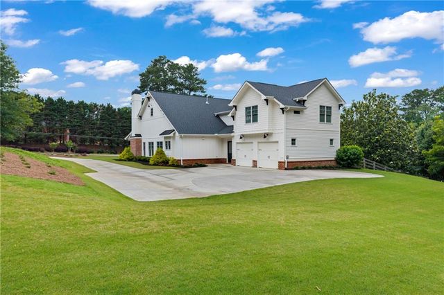 3223 Holbrook Campground Road, Alpharetta, GA 30004