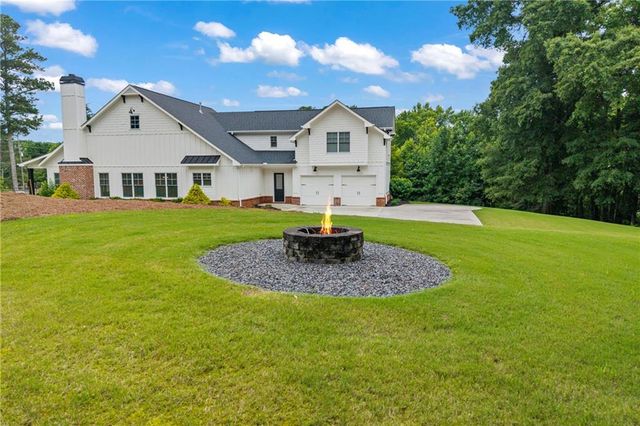 3223 Holbrook Campground Road, Alpharetta, GA 30004