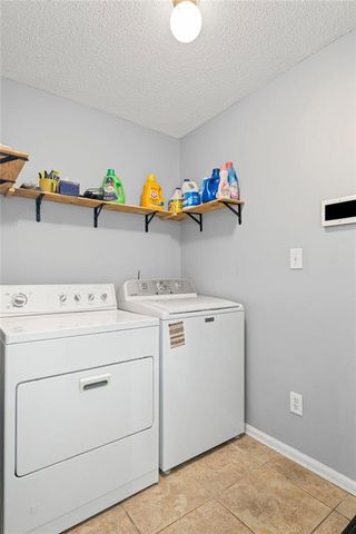 12189 Lauren Way, Fayetteville, GA 30215