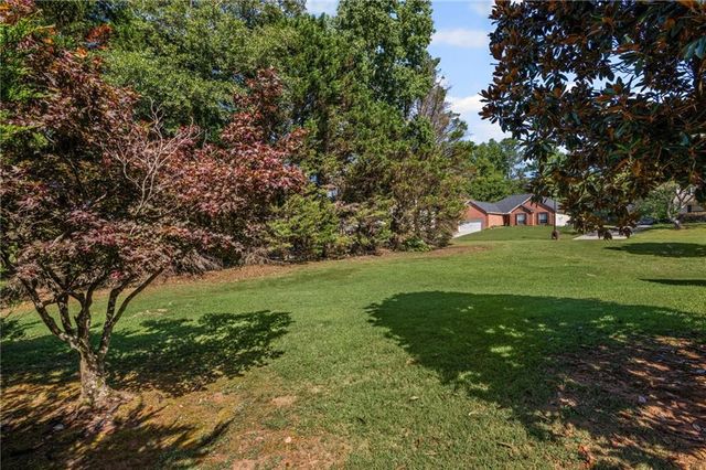 12189 Lauren Way, Fayetteville, GA 30215