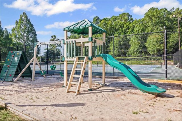 12189 Lauren Way, Fayetteville, GA 30215