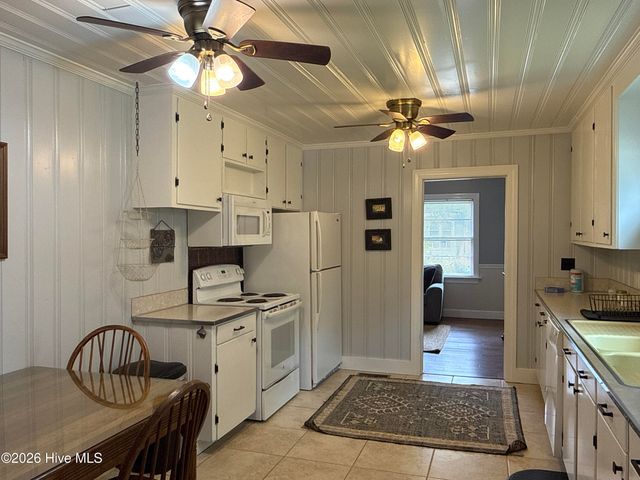 415 E 5th Street, Washington, NC 27889