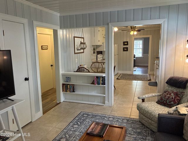 415 E 5th Street, Washington, NC 27889