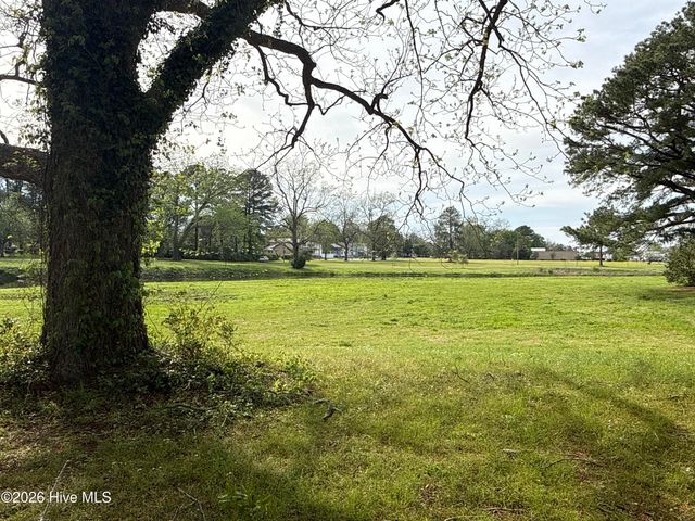 415 E 5th Street, Washington, NC 27889