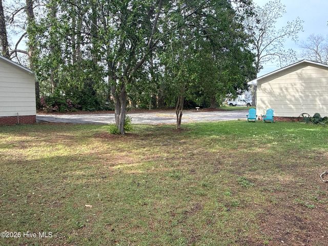 415 E 5th Street, Washington, NC 27889