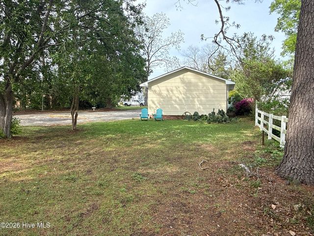 415 E 5th Street, Washington, NC 27889