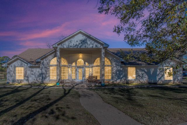 2622 Kendall Lane, Waco, TX 76705