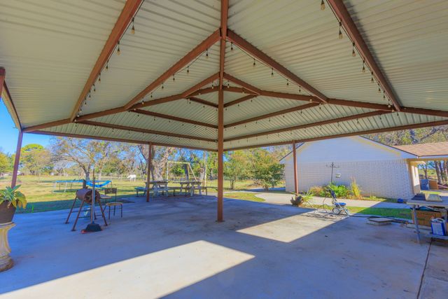 2622 Kendall Lane, Waco, TX 76705