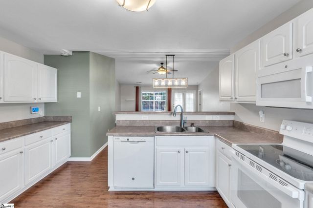 612 Westbury Way, Simpsonville, SC 29680
