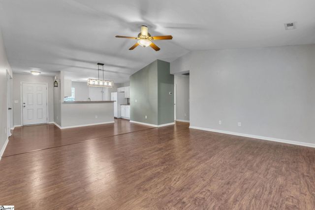 612 Westbury Way, Simpsonville, SC 29680