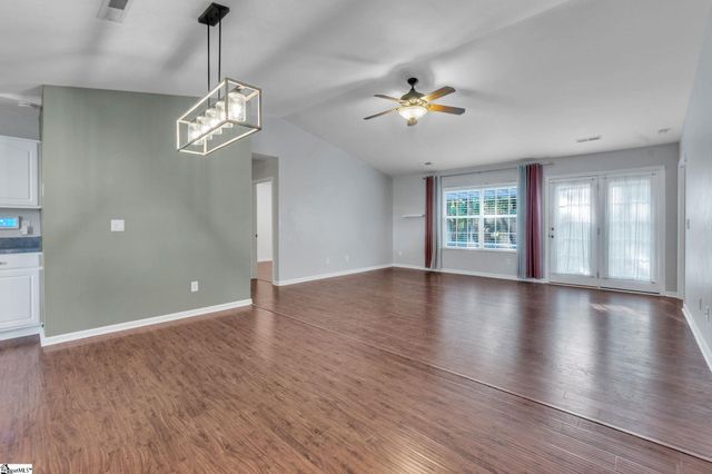 612 Westbury Way, Simpsonville, SC 29680