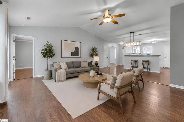 612 Westbury Way, Simpsonville, SC 29680