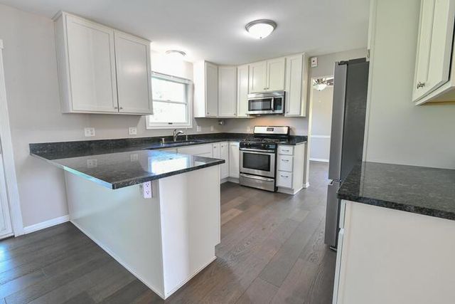 8004 103rd AVENUE, Pleasant Prairie, WI 53158