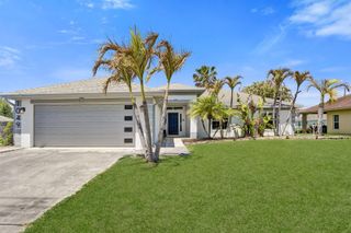 1049 SW Alcantarra Boulevard, Port St. Lucie, FL 34953