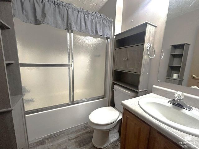 12760 Hillside Drive, St. George, KS 66535