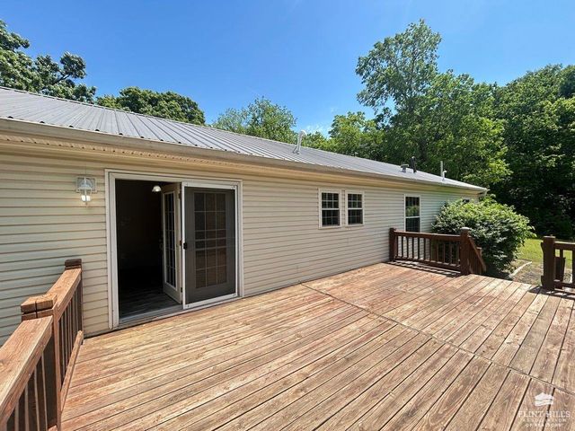 12760 Hillside Drive, St. George, KS 66535