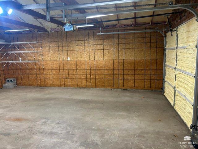 12760 Hillside Drive, St. George, KS 66535