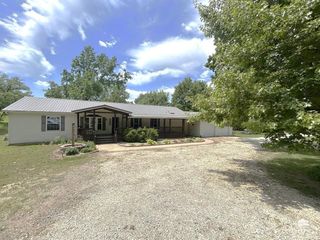 12760 Hillside Drive, St. George, KS 66535