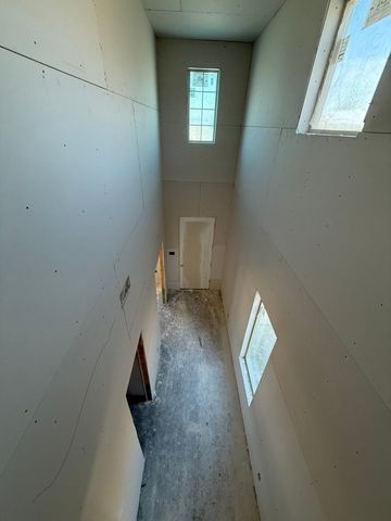 845 Elmstead Drive, Fort Worth, TX 76108