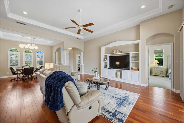 170 MONTELLUNA DRIVE, North Venice, FL 34275