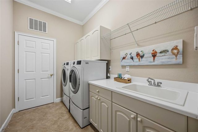170 MONTELLUNA DRIVE, North Venice, FL 34275