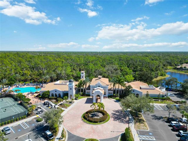 170 MONTELLUNA DRIVE, North Venice, FL 34275