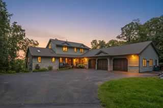 1211 Birch Drive, Hudson, WI 54016