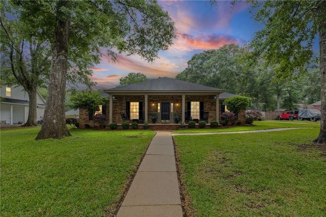 3786 E Arlington Circle, Mobile, AL 36695