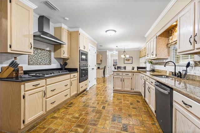 3786 E Arlington Circle, Mobile, AL 36695