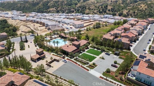 20667 W Beech, Porter Ranch, CA 91326