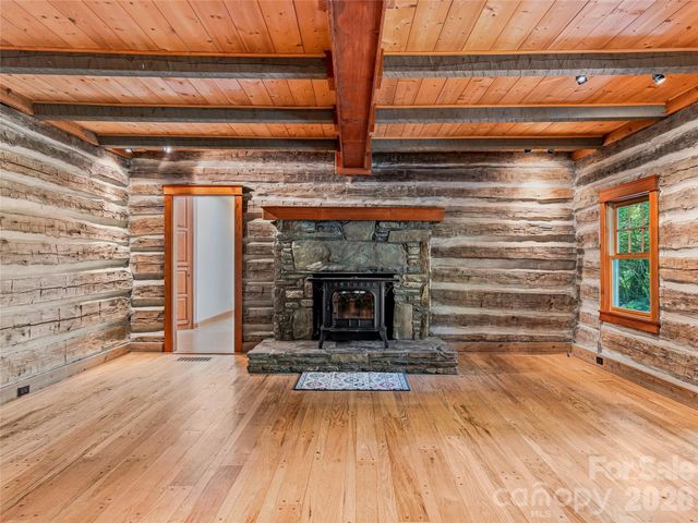 117 Woods View Trail, Fairview, NC 28730