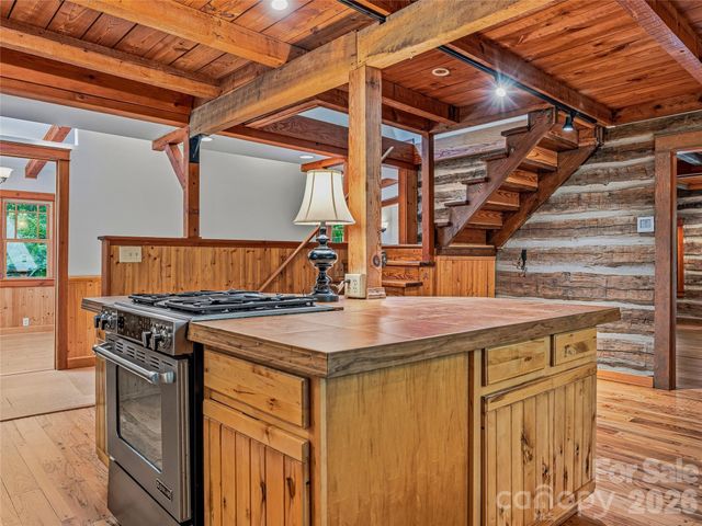 117 Woods View Trail, Fairview, NC 28730